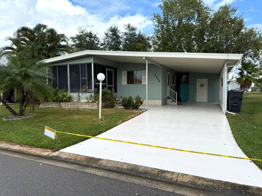 Mobile home for sale in Ellenton, FL